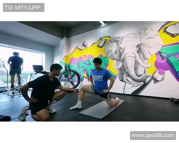 体能训练理念的创新与发展探索如何适应现代运动员的需求与挑战